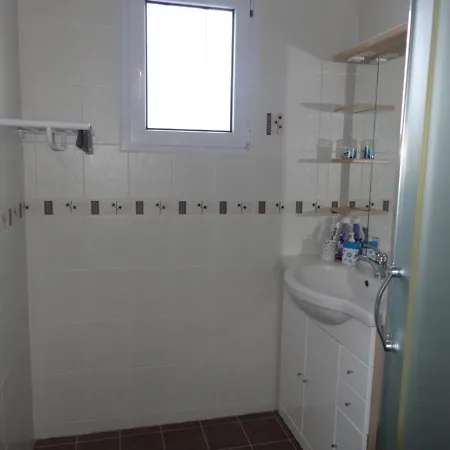 Charmante Maison Proche Centre, 5 Pers, Jardin - Fr-1-476-42 Сasa de vacaciones