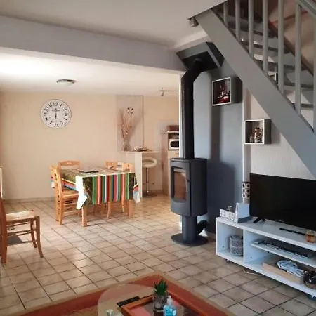 Charmante Maison Proche Centre, 5 Pers, Jardin - Fr-1-476-42