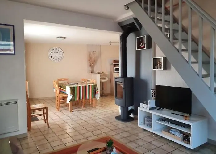 Charmante Maison Proche Centre, 5 Pers, Jardin - Fr-1-476-42