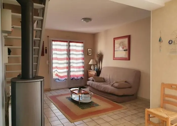 Charmante Maison Proche Centre, 5 Pers, Jardin - Fr-1-476-42 Semesterbostad *